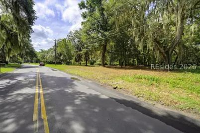 121 Spanish Point Drive, Beaufort, SC 29902 - Photo 20