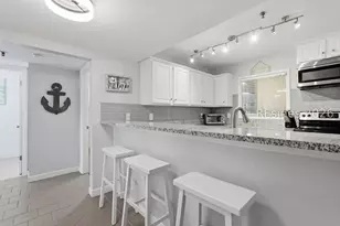 663 William Hilton Pkwy, Hilton Head Island, SC 29928 - Photo 8