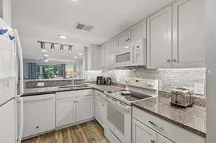 26 S Forest Beach Dr, Hilton Head Island, SC 29928 - Photo 10