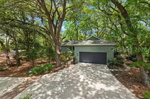 2 Trillium Ln, Hilton Head Island, SC 29926 - Photo 2