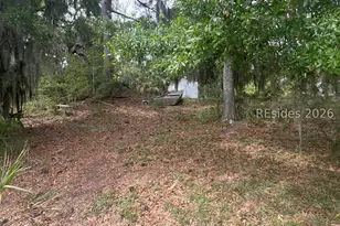 38 Escamacu Cir, Saint Helena Island, SC 29920 - Photo 4