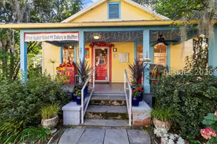 27 Calhoun St, Bluffton, SC 29910 - Photo 2