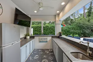 5 Stonewall Cir, Hilton Head Island, SC 29926 - Photo 18