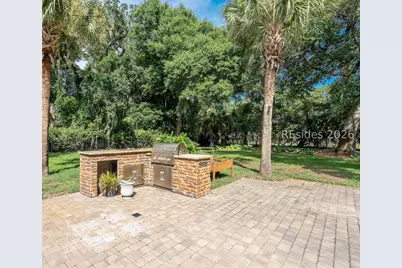 81 Dolphin Point Drive, Beaufort, SC 29907 - Photo 4
