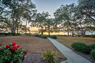 71 Skull Creek Dr, Hilton Head Island, SC 29926 - Photo 26