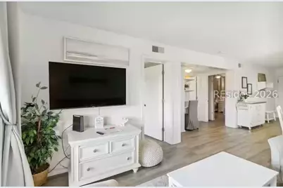 40 Folly Field Road #APT E17, Hilton Head Island, SC 29928 - Photo 4