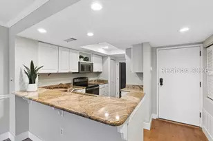 13 Harbourside Ln, Hilton Head Island, SC 29928 - Photo 2