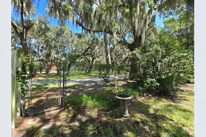 1403 Newcastle Street, Beaufort, SC 29902 - Photo 22