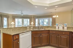14 Wimbledon Ct, Hilton Head Island, SC 29928 - Photo 8