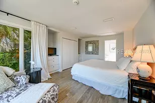 21 Barnacle Rd, Hilton Head Island, SC 29928 - Photo 18