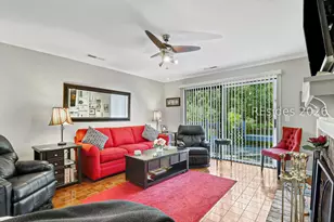 33 Oak Ct, Hilton Head Island, SC 29928 - Photo 6