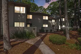 90 Gloucester Rd, Hilton Head Island, SC 29928 - Photo 4