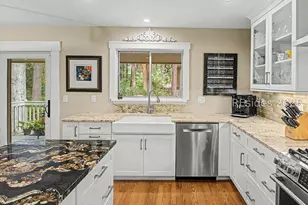 50 Plantation Dr, Hilton Head Island, SC 29928 - Photo 10