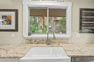 50 Plantation Dr, Hilton Head Island, SC 29928 - Photo 6