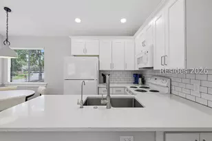 5 Gumtree Rd, Hilton Head Island, SC 29926 - Photo 8