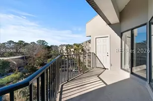 10 S Forest Beach Dr, Hilton Head Island, SC 29928 - Photo 4