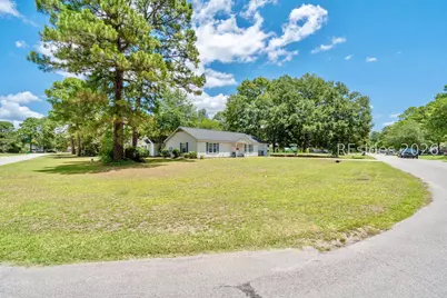 77 Pelican Circle, Beaufort, SC 29906 - Photo 4