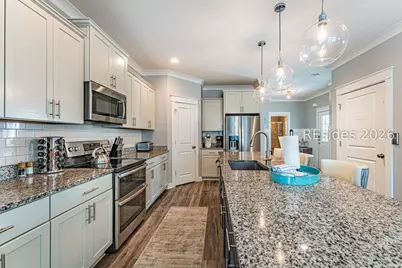 124 Sandcastle Court, Hilton Head Island, SC 29928 - Photo 10