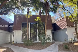 101 Woodhaven Dr, Hilton Head Island, SC 29928 - Photo 2