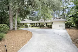 11 Timber Ln, Hilton Head Island, SC 29926 - Photo 2