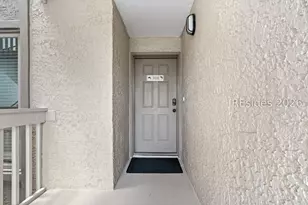 21 S Forest Beach Dr, Hilton Head Island, SC 29928 - Photo 4