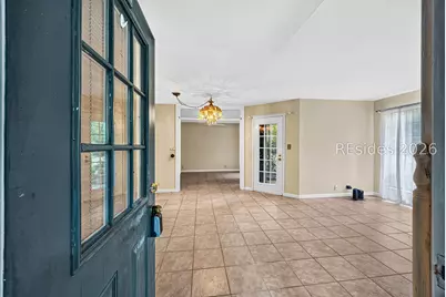 30 Mathews Drive #214, Hilton Head Island, SC 29926 - Photo 2