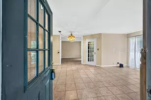 30 Mathews Dr, Hilton Head Island, SC 29926 - Photo 2