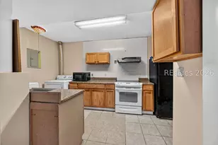 30 Mathews Dr, Hilton Head Island, SC 29926 - Photo 8