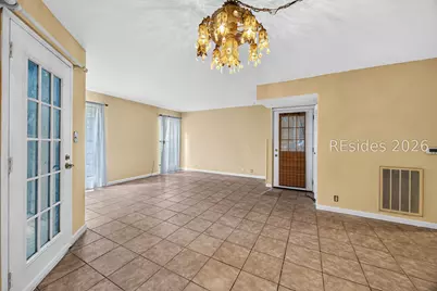 30 Mathews Drive #214, Hilton Head Island, SC 29926 - Photo 14