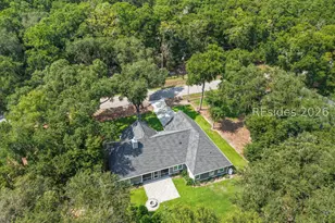 24 Alumni Rd, Beaufort, SC 29907 - Photo 6