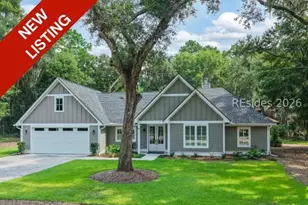 24 Alumni Rd, Beaufort, SC 29907 - Photo 1