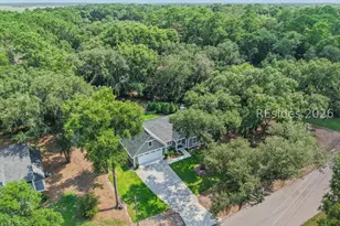 24 Alumni Rd, Beaufort, SC 29907 - Photo 4