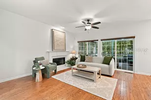 10 Victoria Square Dr, Hilton Head Island, SC 29926 - Photo 4
