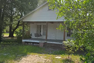 422 Hoover St N, Hampton, SC 29924 - Photo 2