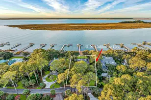 31 N Calibogue Cay Rd, Hilton Head Island, SC 29928 - Photo 2