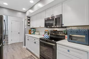 10 Camellia St, Hilton Head Island, SC 29928 - Photo 16