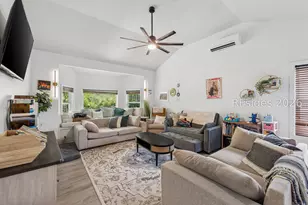 10 Camellia St, Hilton Head Island, SC 29928 - Photo 22