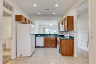62 Pineapple Dr, Bluffton, SC 29909 - Photo 10