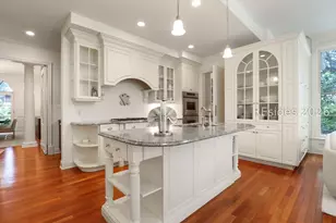 6 Drayton Pl, Hilton Head Island, SC 29928 - Photo 2
