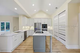 43 Knollwood Dr, Hilton Head Island, SC 29926 - Photo 2
