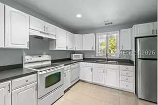 315 Ceasar Pl, Hilton Head Island, SC 29926 - Photo 18