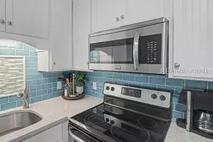 40 Folly Field Rd, Hilton Head Island, SC 29928 - Photo 6