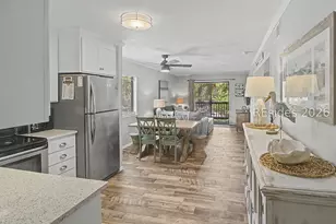 40 Folly Field Rd, Hilton Head Island, SC 29928 - Photo 4