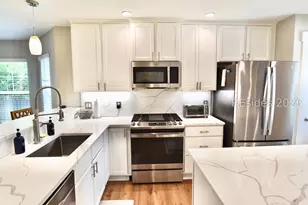 40 Old Stoney Ln, Hilton Head Island, SC 29926 - Photo 6