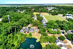 300 Coquinas Ct, Beaufort, SC 29906 - Photo 4