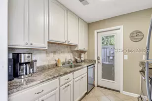 11 Lighthouse Rd, Hilton Head Island, SC 29928 - Photo 12