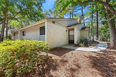 96 Mathews Drive #218, Hilton Head Island, SC 29926 - Photo 4