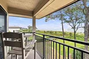 23 S Forest Beach Dr, Hilton Head Island, SC 29928 - Photo 4