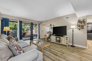 137 Cordillo Pkwy, Hilton Head Island, SC 29928 - Photo 1