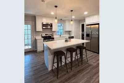 18 Bow Circle, Hilton Head Island, SC 29928 - Photo 2